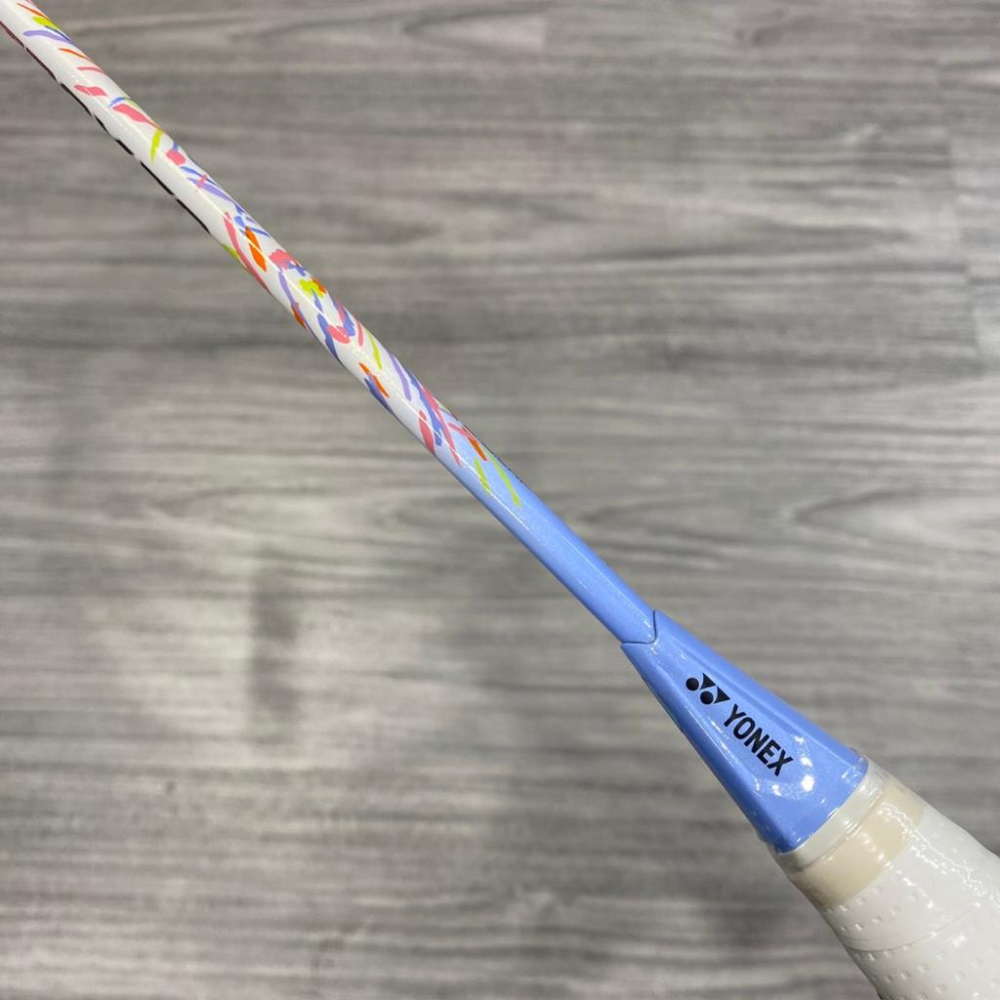 【凱將體育羽球店】YONEX ASTROX 70 羽球拍 AX-70-細節圖2