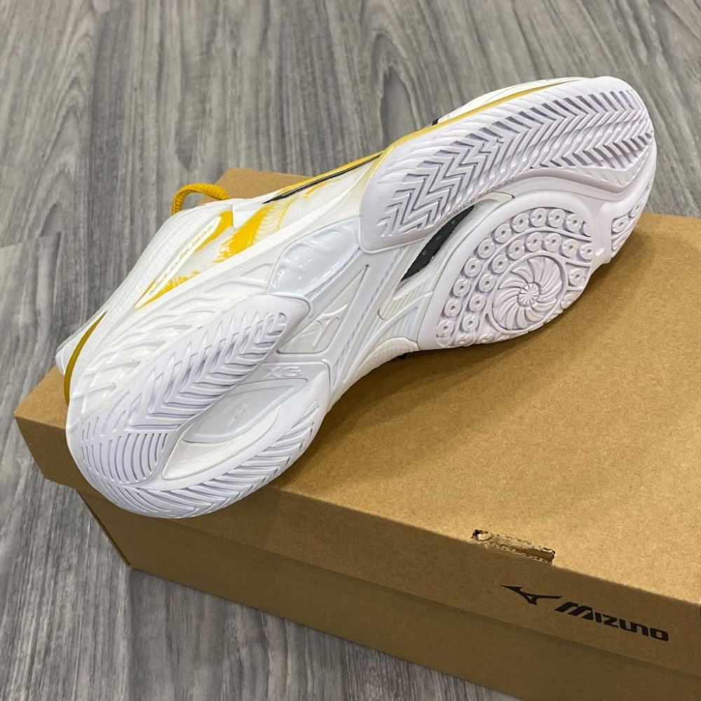 【凱將體育羽球店】MIZUNO WAVE CLAW NEO 2 羽球鞋 71GA227042 金龍配色 龍年限定 寬楦-細節圖3