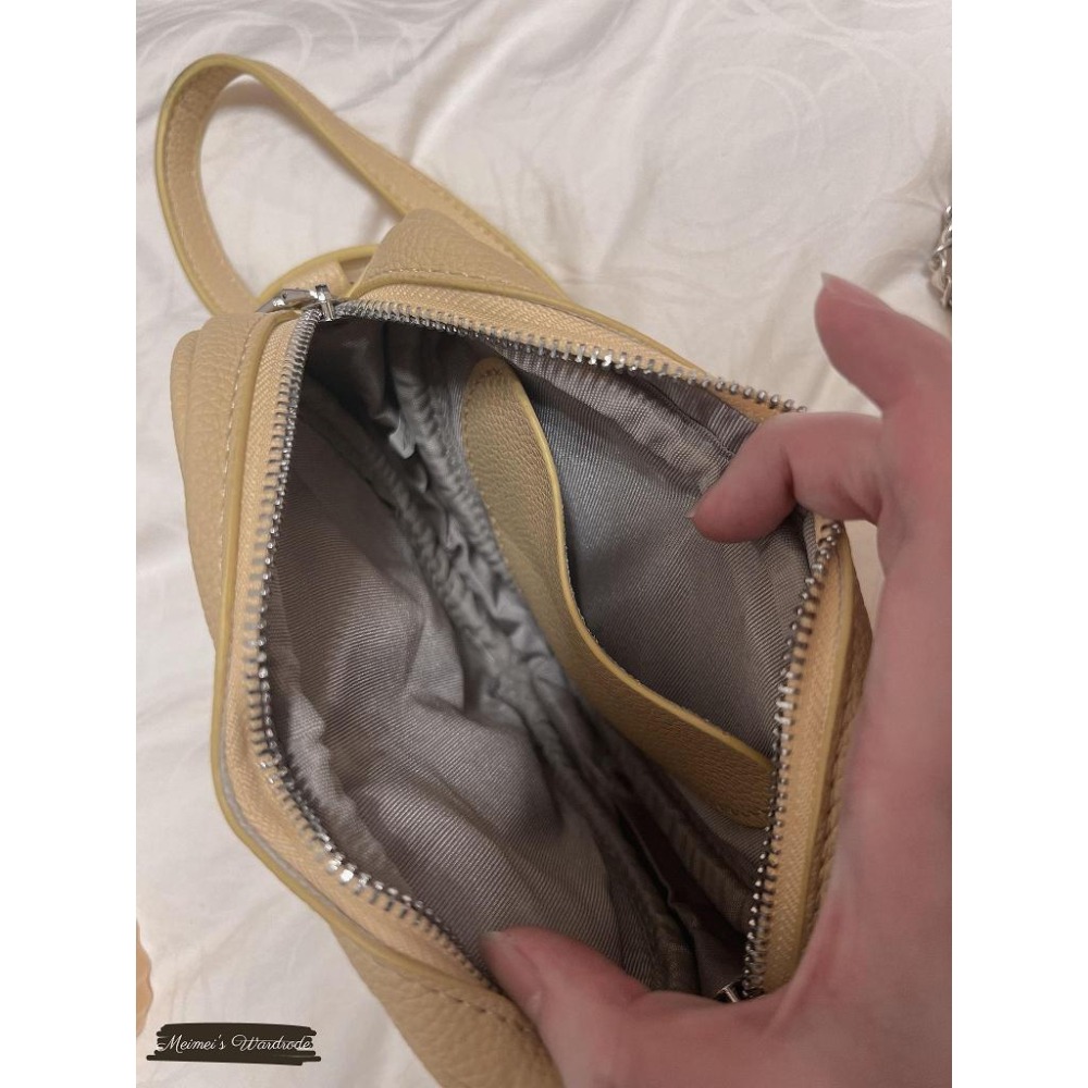 🔥現貨出清秒出🔥只要390_網紅同款質感愛心鉚釘機車斜背包/愛心機車包/ins風格/黃.卡其色/全新兩個750-細節圖4