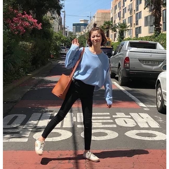 🔥現貨出清秒出🔥【冬季】小香毛呢短裙套/麂皮短褲套裝/高領短版毛衣/高磅針織長褲套裝/條紋毛衣/美式針織外/全新二手-細節圖6