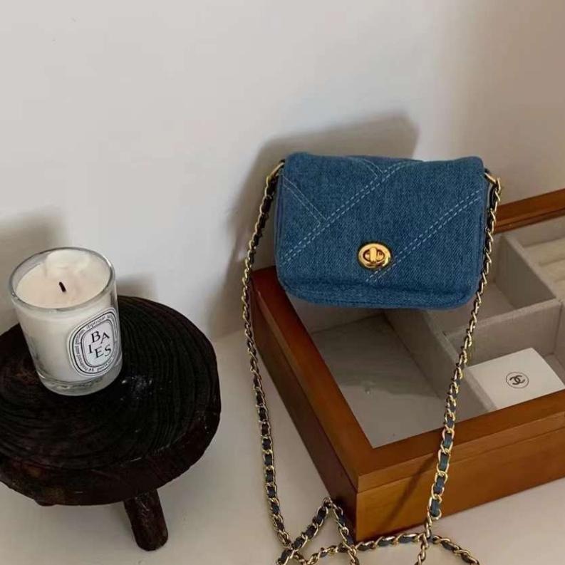 🔥現貨出清秒出🔥只要330_熱賣追加款_質感鍊條格紋斜背包/小廢包/穿搭包/ins風格/白/全新最後一個-細節圖3