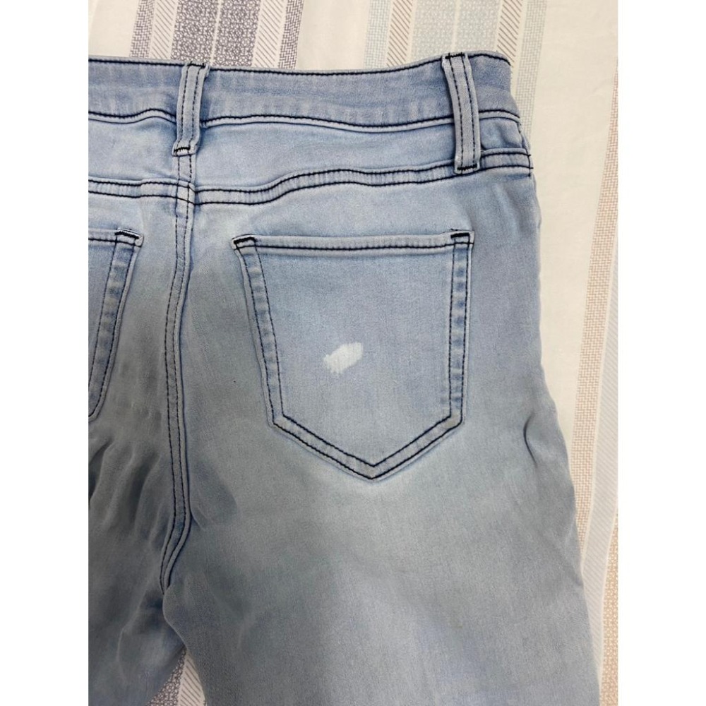 【NG】二手 女 GU 牛仔長褲 藍色 64號【屁股口袋退色】合身 窄管 牛仔褲 淺藍色 淺牛 上課 上班 旅遊 古著-細節圖4