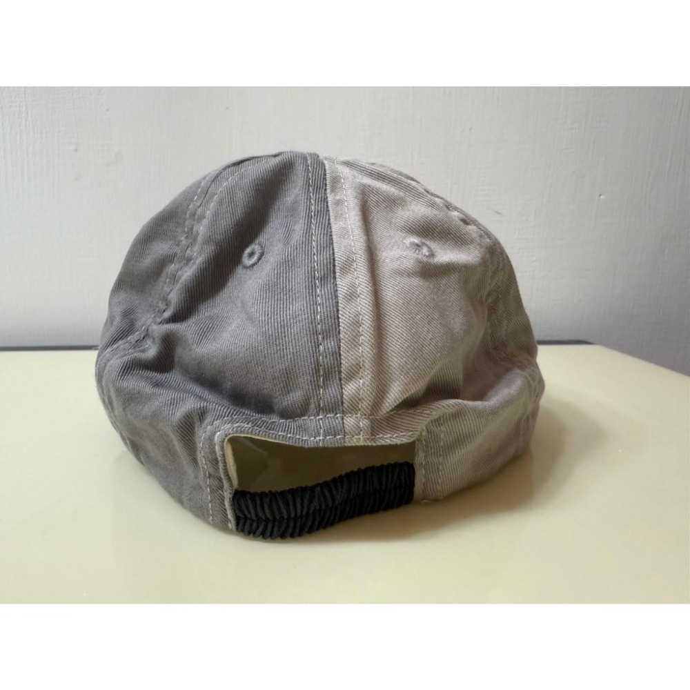 二手童裝 H&M 鬆緊帶 幼童鴨舌帽 寶寶 兒童 鴨舌帽 字母帽 嬰兒帽 幼兒帽 字母撞色帽 小童 中童 女童 男童-細節圖2