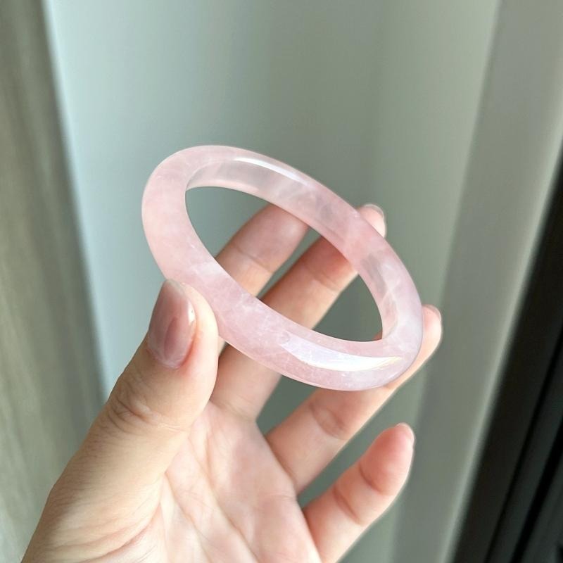 天然水晶礦石AA777粉晶馬粉手鐲(55圈口)-細節圖2