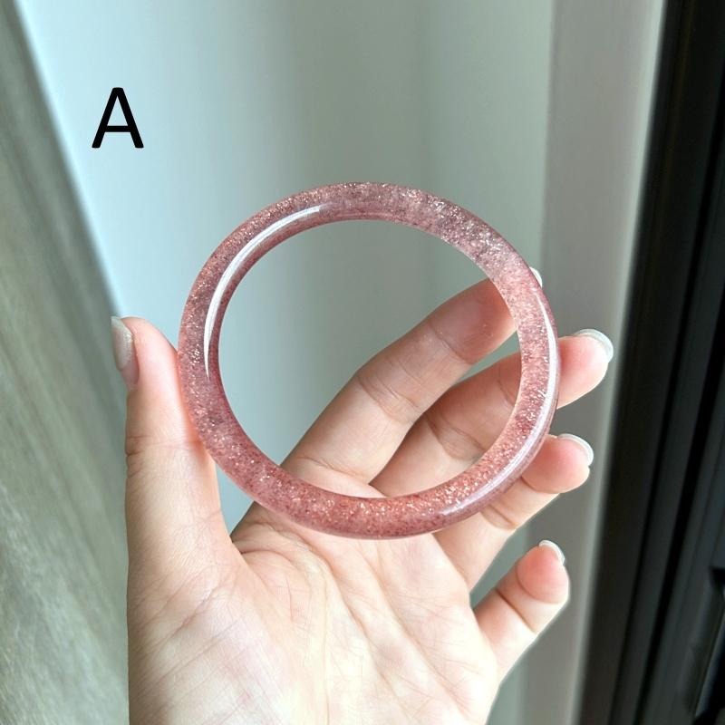 天然水晶礦石AA775草莓晶紅草莓深紅星光爆閃手鐲(58~59圈口)-細節圖3