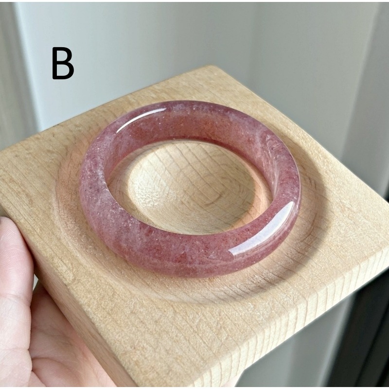 天然水晶礦石AA687(B)草莓晶紅草莓深紅星光感正圈手鐲(53圈口)-規格圖4