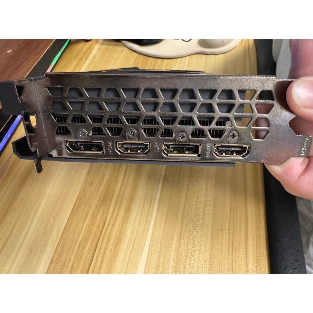 技嘉 顯示卡 RTX 3060 Ti EAGLE 8G 二手 VGA-細節圖3