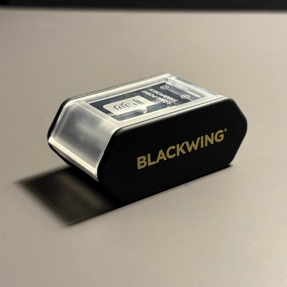 【Blackwing】二段式削鉛筆器 黑/灰-細節圖7