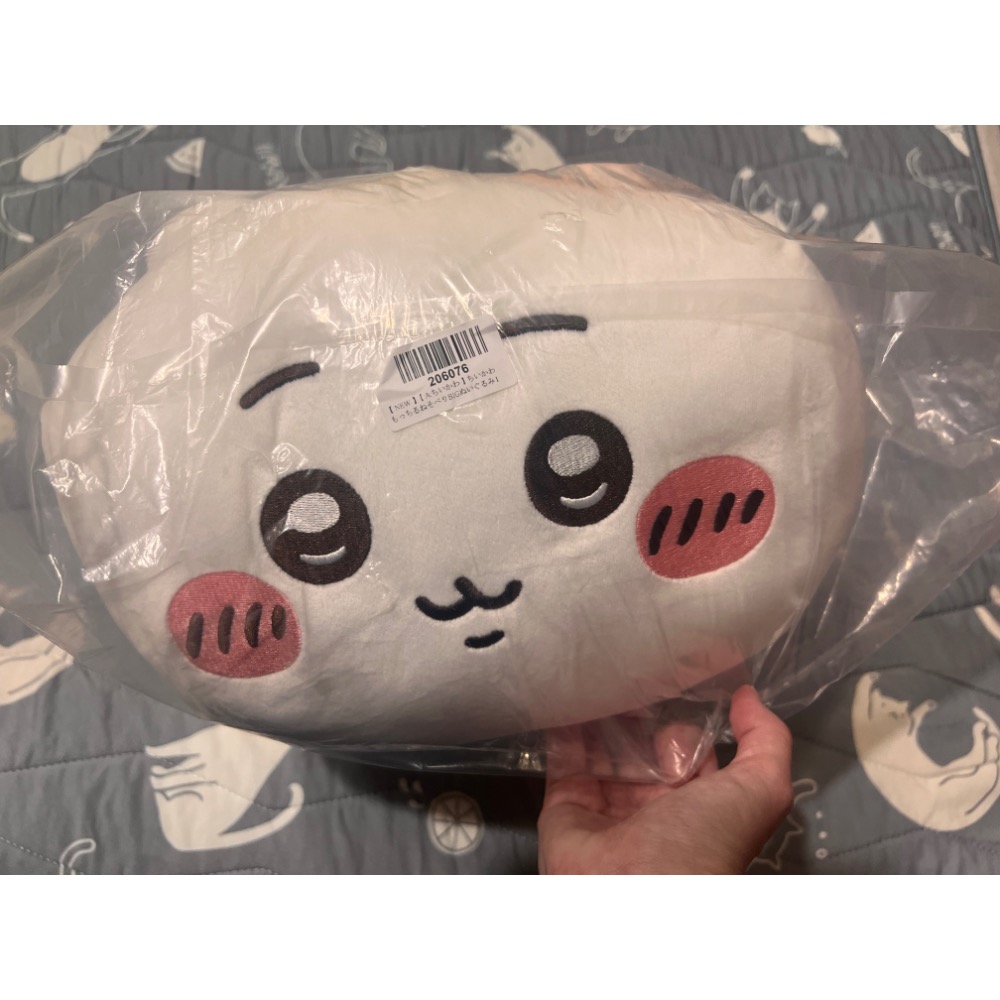 日本🇯🇵正版趴趴吉伊卡哇 抱枕 玩偶-細節圖3