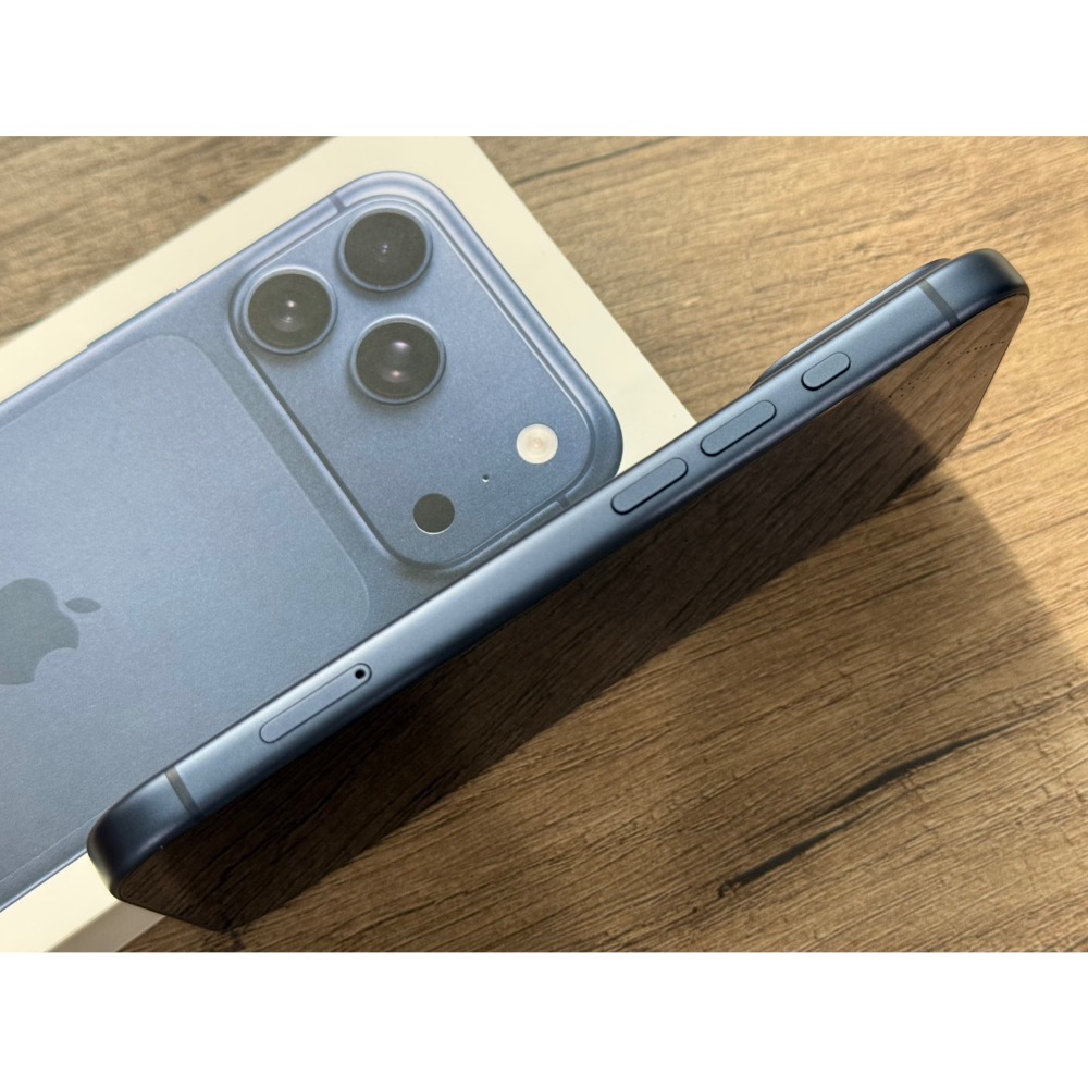 iPhone 17 Pro 256G 藍色 專賣店展示品9.7新保固2026/10月 分期付款0利率/高價回收折抵-細節圖4