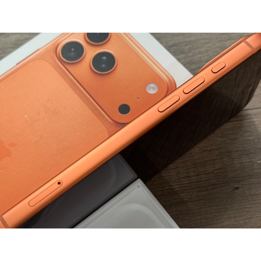 “僅拆封測試全新未使用” 17 Pro Max 256G 6.9吋 宇宙橙橘 保固2026/11月 分期付款0利率-細節圖4