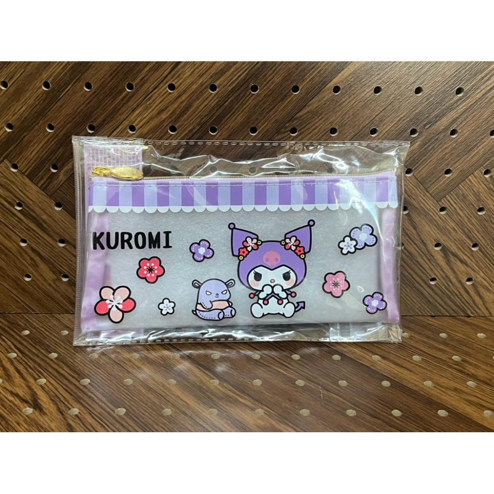 【快樂童年精品】正版授權～多功能Sanrio三麗鷗磨砂扁筆袋收納袋-3款-細節圖3