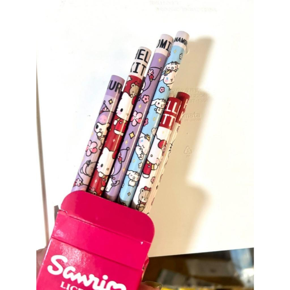 【快樂童年精品】台灣製 正版授權 Sanrio三麗鷗超值木頭圓頭鉛筆12入盒裝-細節圖2