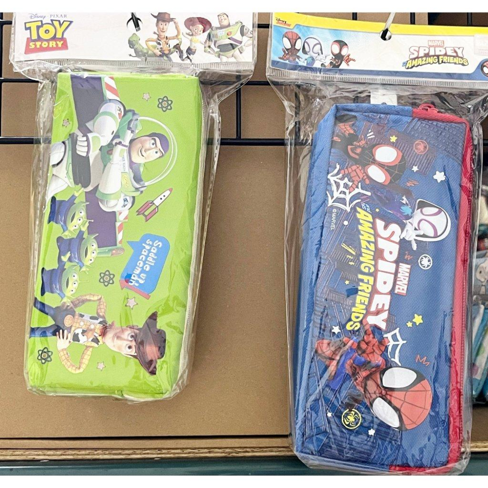 【快樂童年精品】正版 全新出清 下殺5折 迪士尼 復古風 米奇米妮 單層方型筆袋-細節圖2