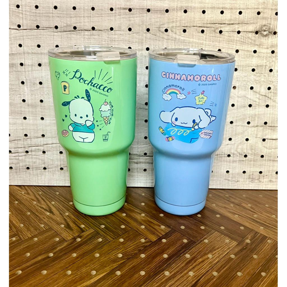 【快樂童年精品】正版授權 Sanrio三麗鷗 Kitty 美樂蒂大耳狗帕恰狗～不鏽鋼冰霸杯900ml-細節圖3