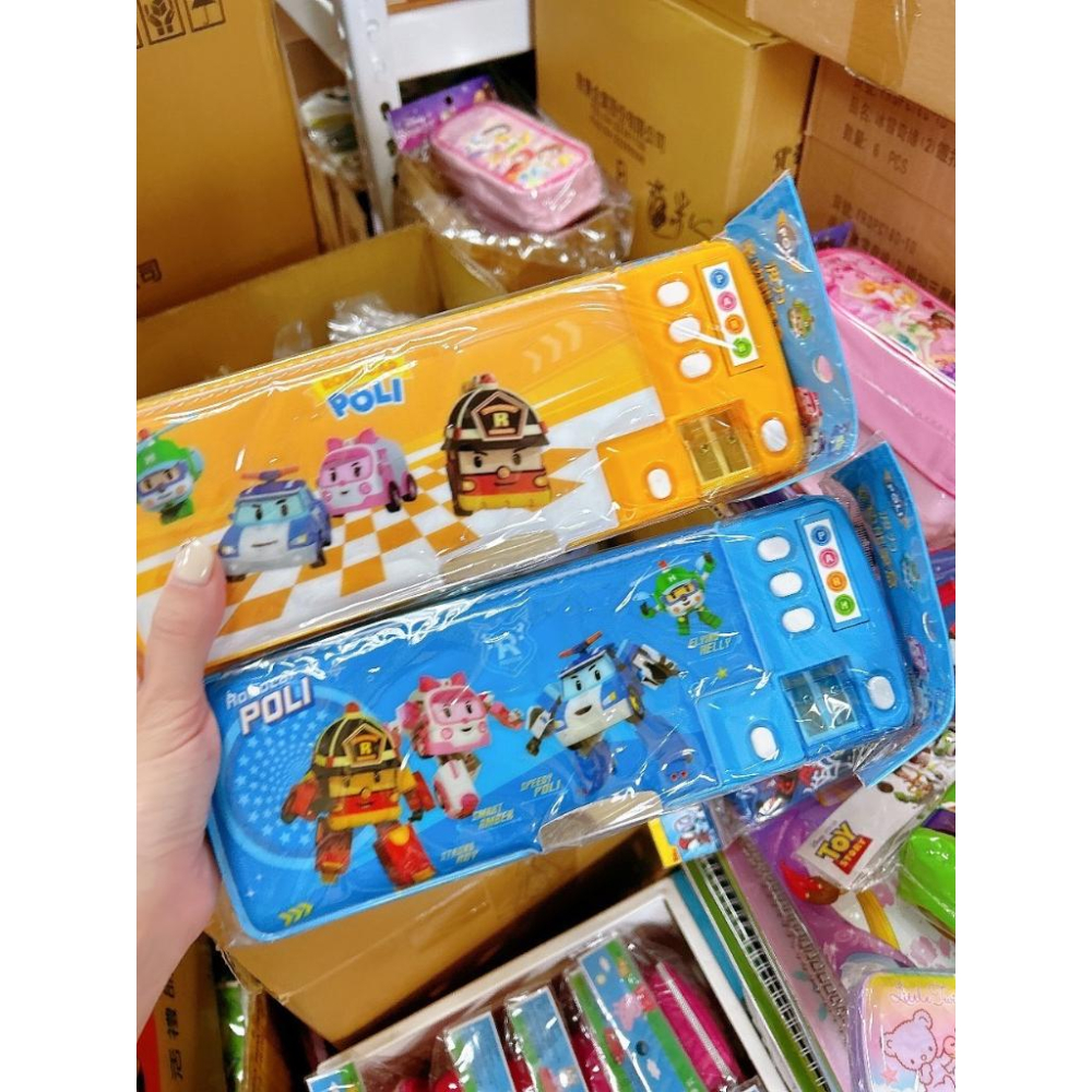 【快樂童年精品】正版授權 最新款 三麗鷗 波力 蜘蜘人 雙面鉛筆盒 五按鍵多功能筆盒 內附大小銷鉛筆孔-細節圖3