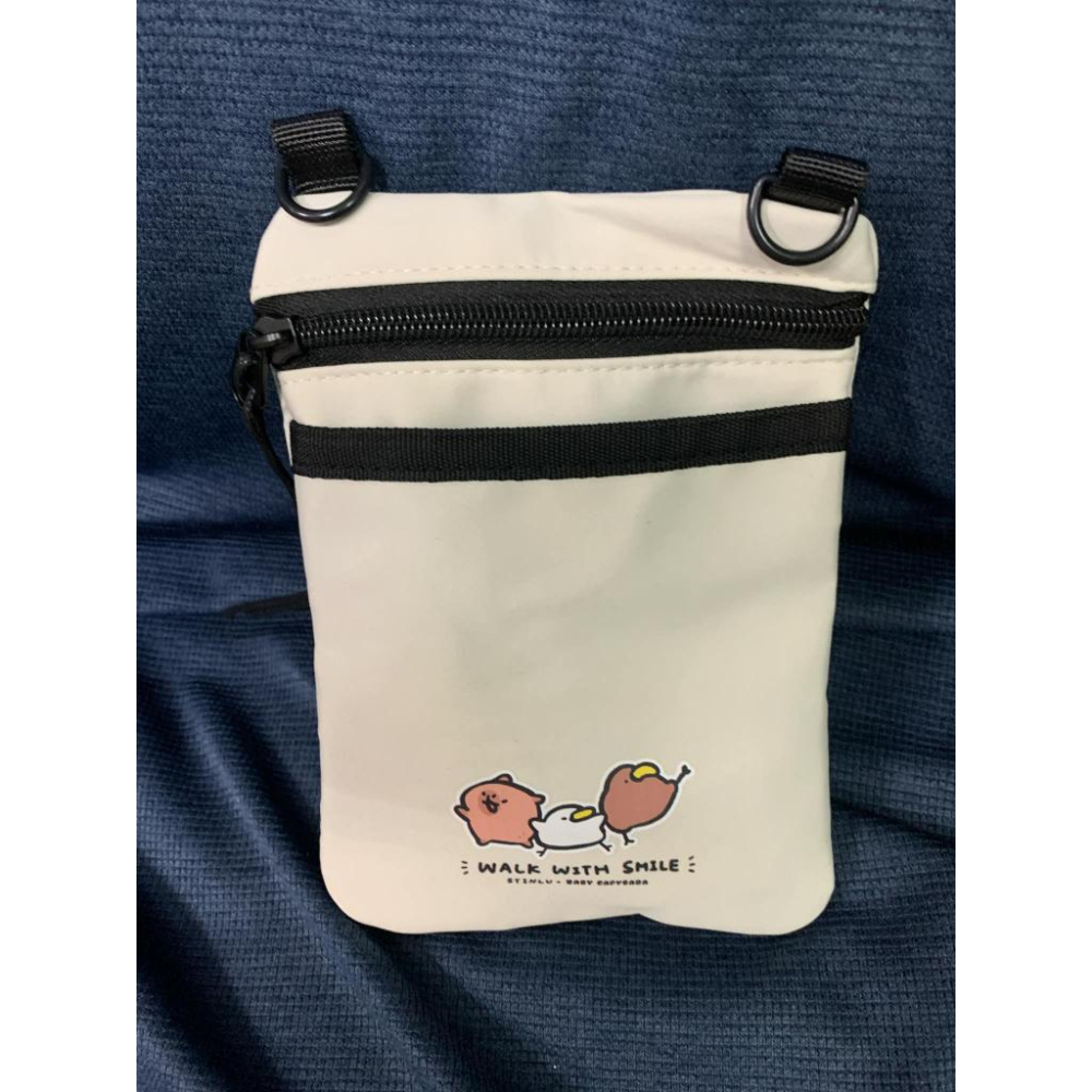 小水豚豆仔 by 天竺鼠森森 聯名設計 獎牌、豆仔款斜跨小包、豆仔電繡片貼、漁夫帽-細節圖4