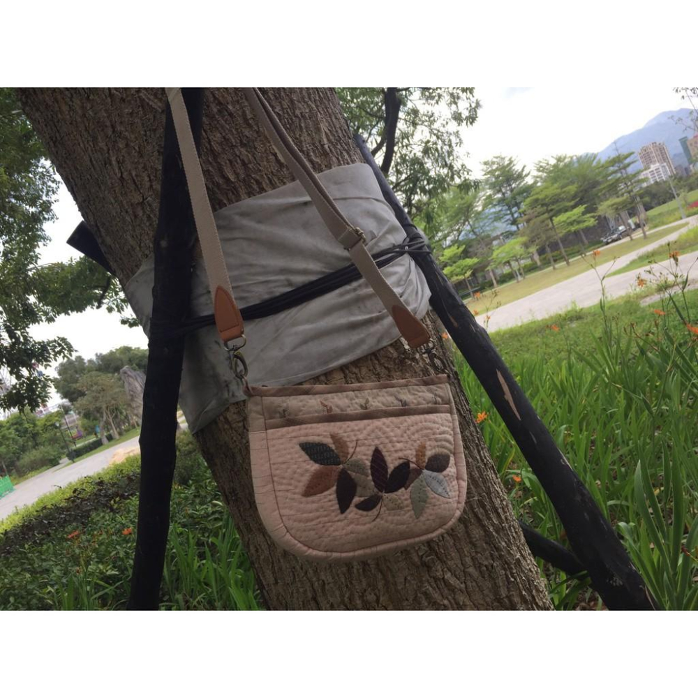 🎁手工拼布包 斜背包👜五葉夢迴🍂-細節圖4