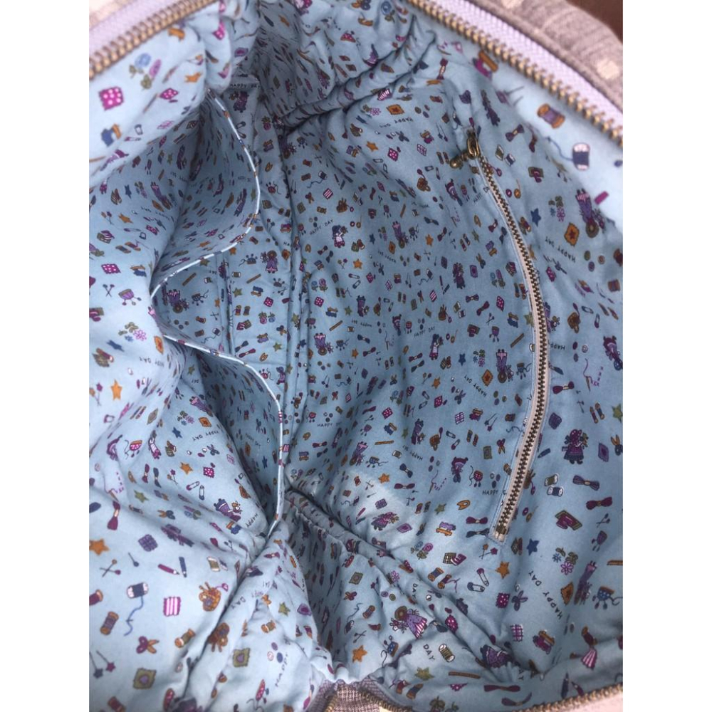 【🎁成品】 手工拼布包 後背包🎒恬靜鄉道🏡🚗🌳　上課 上班 背包 OL 大學生-細節圖3