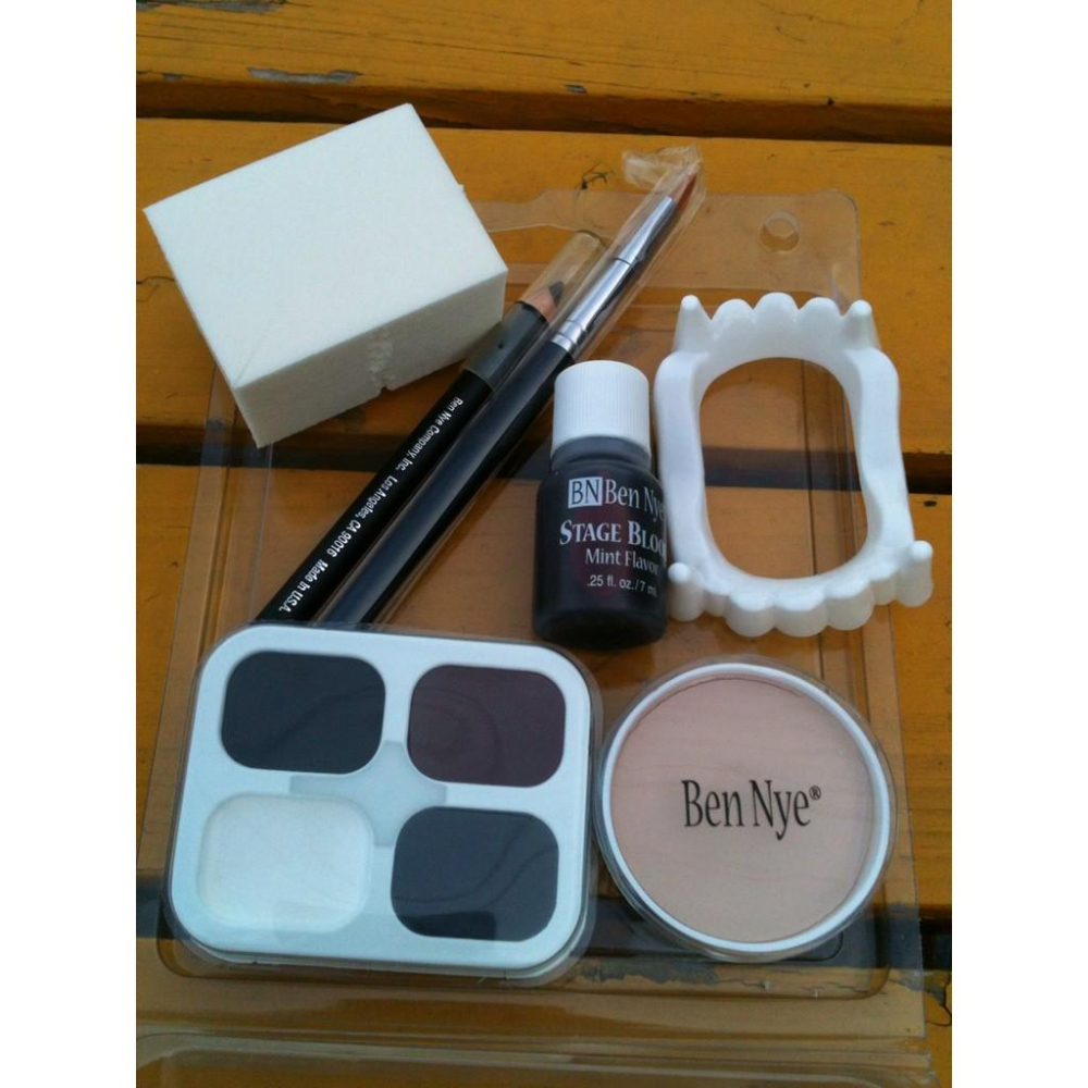 吸血鬼組合包 Vampire Kit HK-1 BenNye 吸血鬼妝 吸血鬼粉底 吸血鬼油彩 血漿 吸血鬼假牙-細節圖2