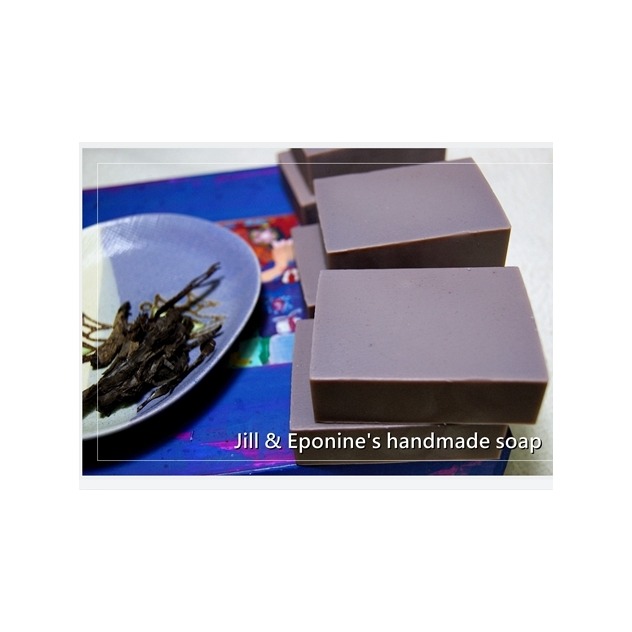 ✿吉兒。艾潘✿老祖母紫草橄欖油皂(極乾性、乾性、乾敏性膚質適用)-細節圖3