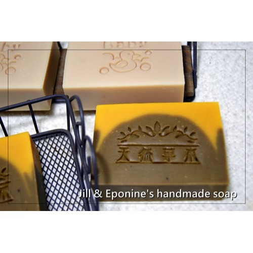 ✿吉兒。艾潘✿痘痘調理漢方皂(痘痘肌/混合性/油性膚質)-細節圖2