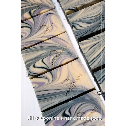 ✿吉兒。艾潘✿青黛舒眠皂(中性膚質適用)-細節圖3