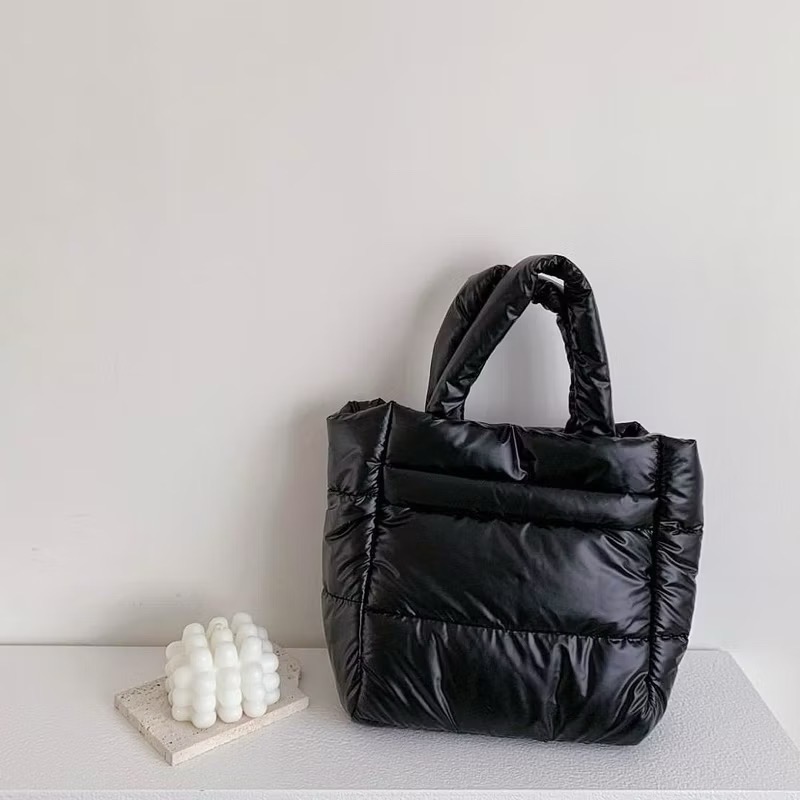 𝐖𝐚𝐘♡·現貨24H出｜熱銷款♥️ 韓系可愛澎澎感空氣小方包 小款&大款 手提包 肩背包 空氣包 女生包包✨-規格圖9