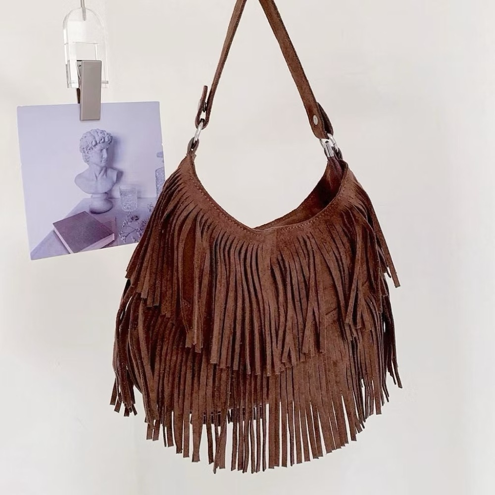 𝐖𝐚𝐘♡·現+預｜甜美高級感復古流蘇肩背包 單肩包 液下包 斜跨包 肩背包 韓系包包 秋冬包包 通勤包 流蘇包 麂皮包✨-規格圖9