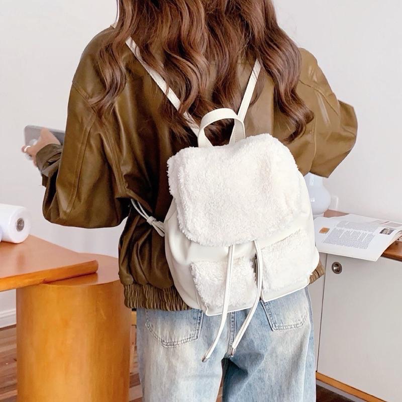 𝐖𝐚𝐘♡·現貨棕｜可愛必備౨ৎ 韓款超Q毛毛撞色拼接皮革後背包 實用雙肩包 束口包 手提包✨-細節圖8