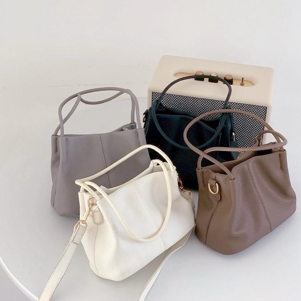 𝐖𝐚𝐘♡·現+預｜大推❤️‍🔥 質感𝐈𝐧𝐬風豆腐小方包 新色到 長夾可 荔枝紋 手提包 肩背包 實用小包 韓系包包✨-細節圖8