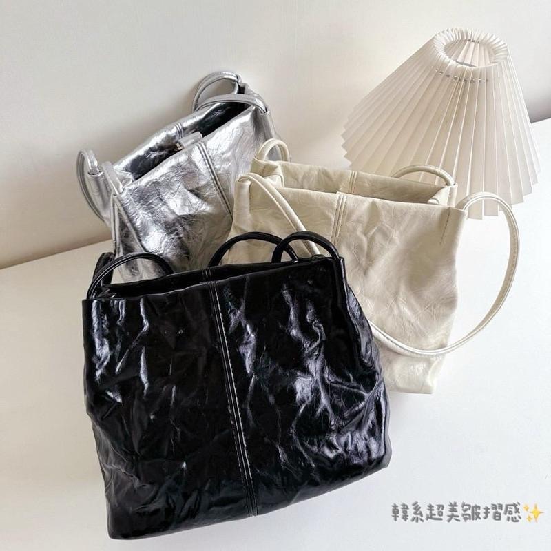 𝐖𝐚𝐘♡·現+預｜🔥韓系Ins風皺摺感小方包 肩背包 斜跨包 手提包 液下包 通勤包 韓系包包 女生包包✨-細節圖2