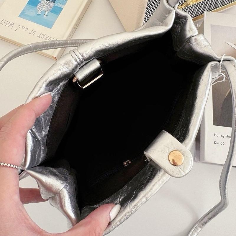 𝐖𝐚𝐘♡·現+預｜🔥韓系Ins風皺摺感小方包 肩背包 斜跨包 手提包 液下包 通勤包 韓系包包 女生包包✨-細節圖8