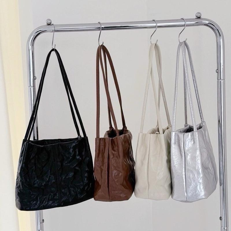 𝐖𝐚𝐘♡·現+預｜🔥韓系Ins風皺摺感小方包 肩背包 斜跨包 手提包 液下包 通勤包 韓系包包 女生包包✨-細節圖9