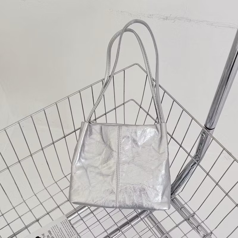 𝐖𝐚𝐘♡·現+預｜🔥韓系Ins風皺摺感小方包 肩背包 斜跨包 手提包 液下包 通勤包 韓系包包 女生包包✨-規格圖9