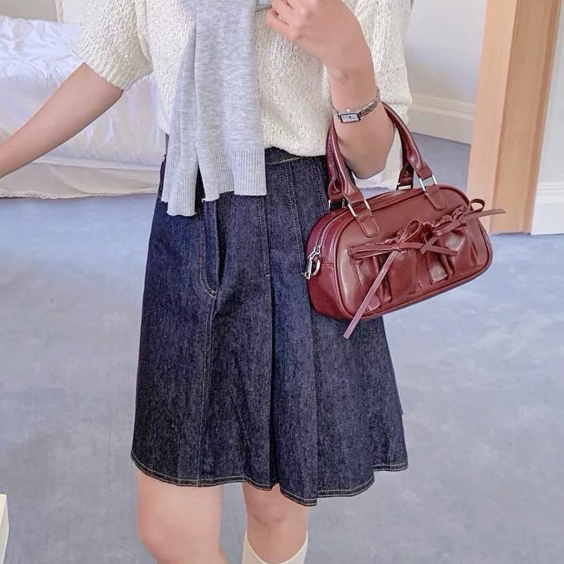 𝐖𝐚𝐘♡·現貨白｜陪妳可可愛愛♡ 雙口袋蝴蝶結造型波士頓包 長夾可放 手提包 肩背包 保齡球包 斜跨包 韓系包✨-細節圖4