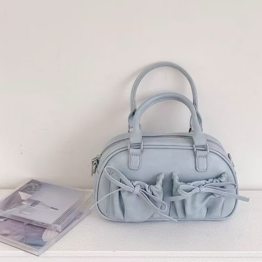 𝐖𝐚𝐘♡·現貨白｜陪妳可可愛愛♡ 雙口袋蝴蝶結造型波士頓包 長夾可放 手提包 肩背包 保齡球包 斜跨包 韓系包✨-規格圖9