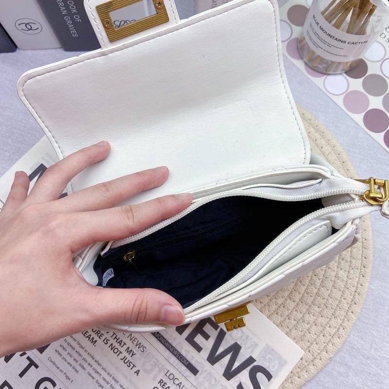 𝐖𝐚𝐘♡·現貨｜氣質小姊姊款菱格紋手提小包 鏈條包 晚宴包 小廢包 小香風包包✨-細節圖4