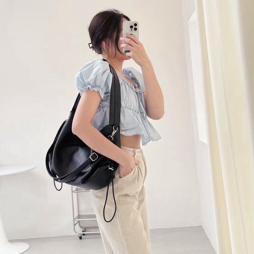 𝐖𝐚𝐘♡·現+預｜大推❤️‍🔥自訂款韓系大容量抓皺拉繩肩背包 單肩包 液下包 斜跨包 束口包 韓系包包✨-細節圖2