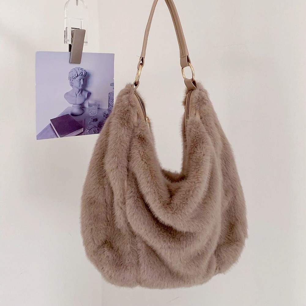 𝐖𝐚𝐘♡·現+預｜韓系軟萌絨毛半月肩背包🐰 手提包 單肩包 肩背包 液下包 半月包 毛毛包 通勤包 韓系包包✨-規格圖9