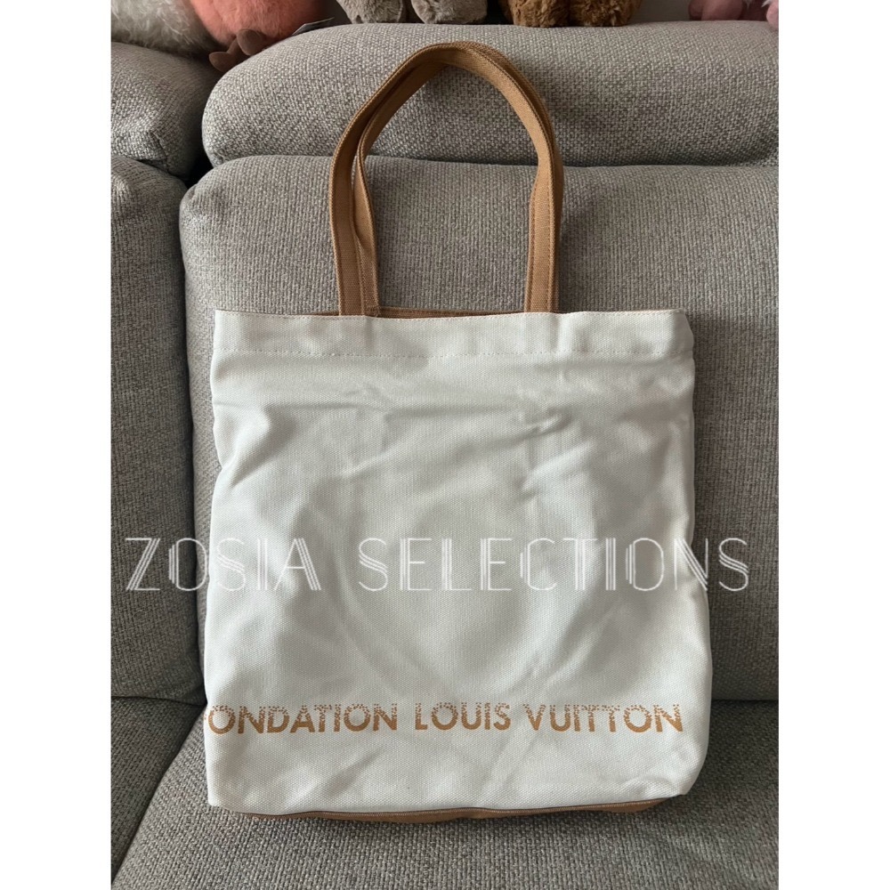 🇫🇷法國-LV基金會紀念帆布袋 Fondation Louis Vuitton 肩背包 托特包 大容量耐裝包包-規格圖8