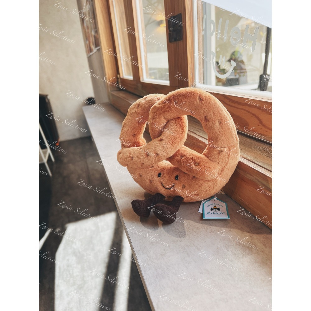🇫🇷法國直送 Jellycat Amuseables Pretzel 蝴蝶餅 鹼水結娃娃 麵包點心玩偶-細節圖7
