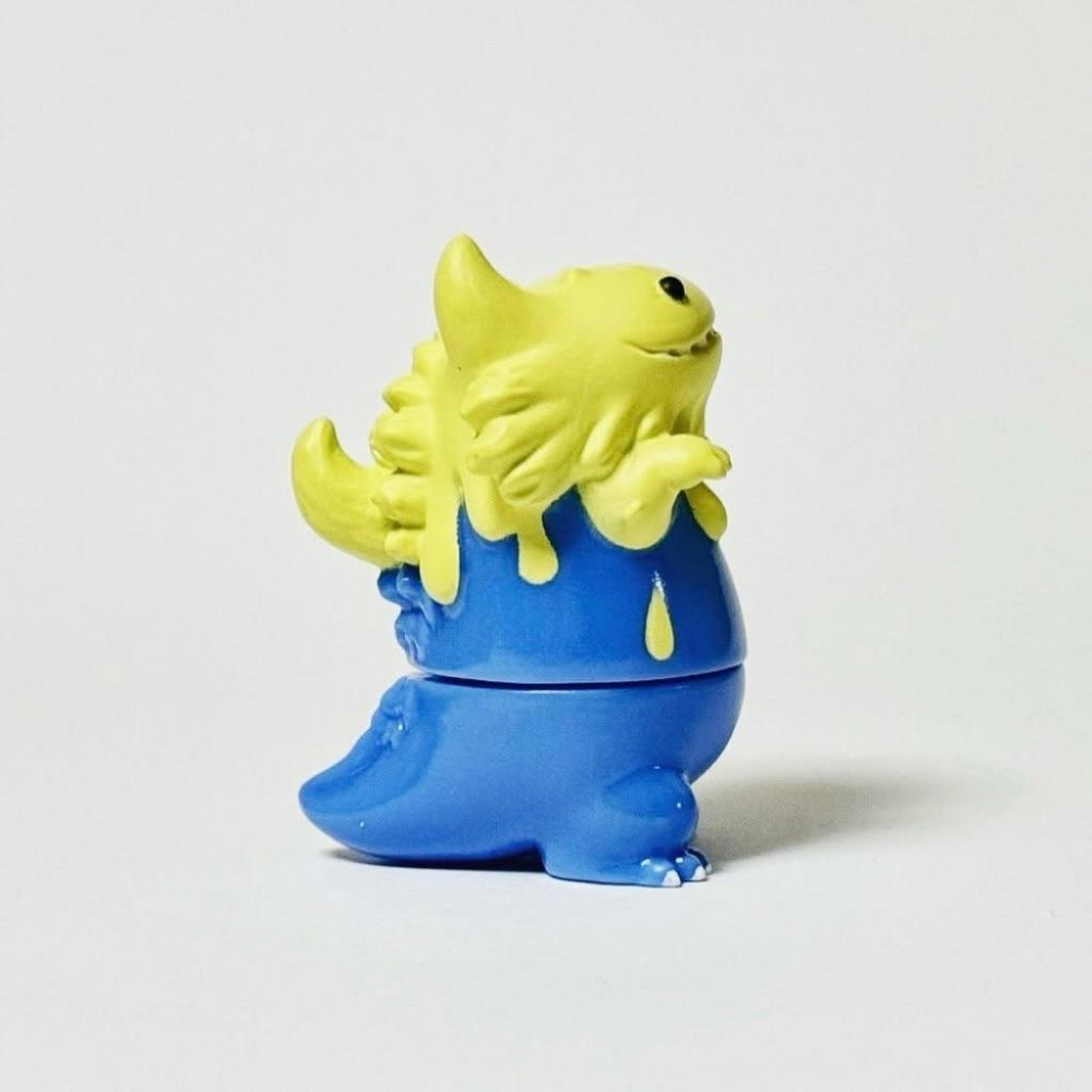 𝗠𝗘𝗗𝗜𝗖𝗢𝗠 𝗧𝗢𝗬 𝗩𝗔𝗚 𝗦𝟳 𝗧𝟵𝗚 × 𝗦𝗵𝗼𝗸𝗼 𝗡𝗮𝗸𝗮𝘇𝗮𝘄𝗮 山椒龍寶寶 藍黃 設計師玩具 軟膠 扭蛋-細節圖4