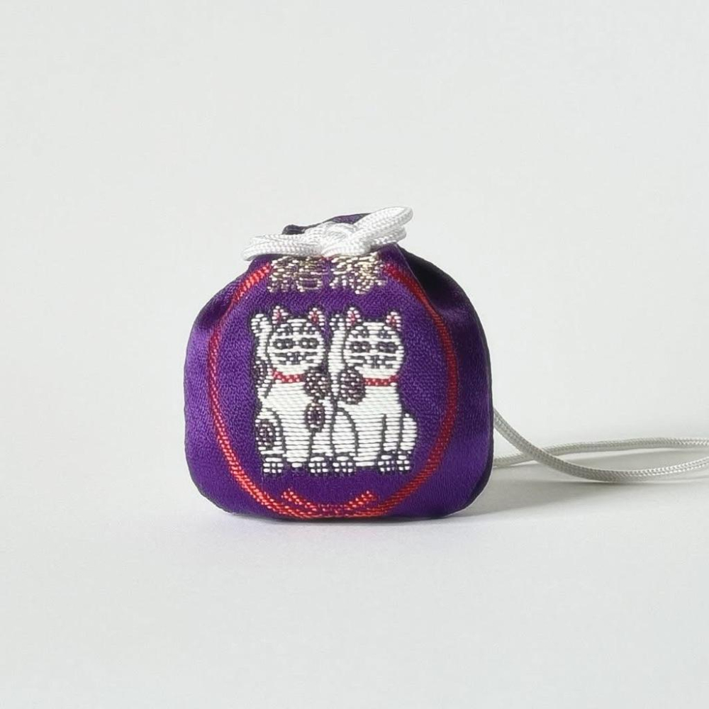 今戸神社｜𝗜𝗺𝗮𝗱𝗼 𝗝𝗶𝗻𝗷𝗮 招き猫 縁結御守 お守り 今戶神社 招財貓 結緣御守 紫色 淺草 東京-細節圖2