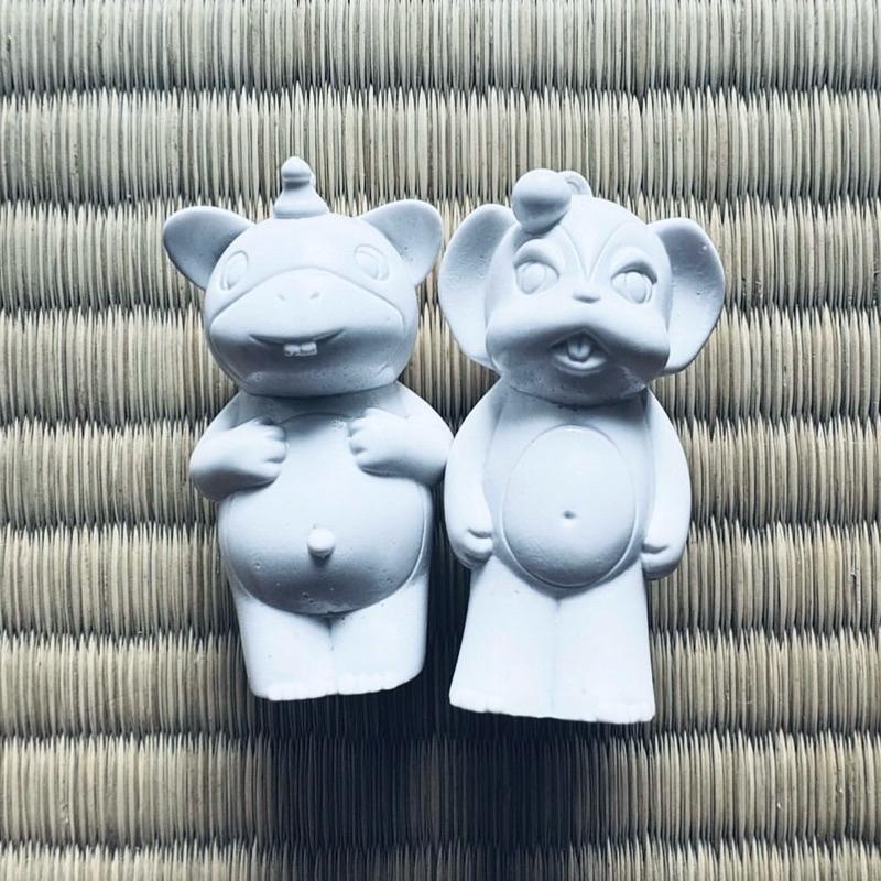 イヌクマ｜𝗶𝗻𝘂𝗸𝘂𝗺𝗮 快獣 ブースカ 𝗕𝗼𝗼𝘀𝗸𝗮 快獸 布斯卡& 恰美貢 組合 白色未塗裝 指偶 軟膠玩具-細節圖3
