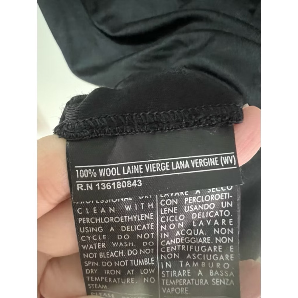 全新含吊牌 Salvatore Ferragamo 羊毛100%黑色扭結洋裝（附皮帶）-細節圖4
