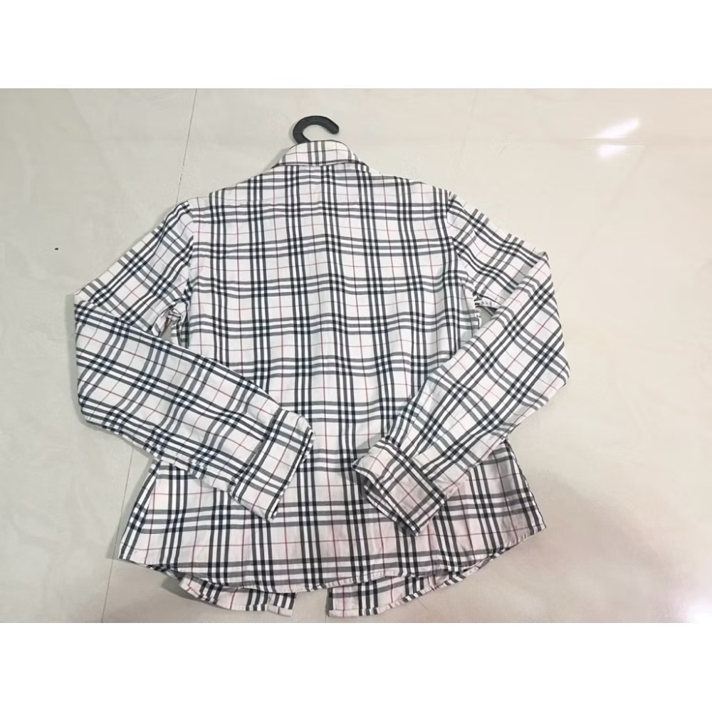 全新 正品 burberry經典格紋襯衫S-細節圖2