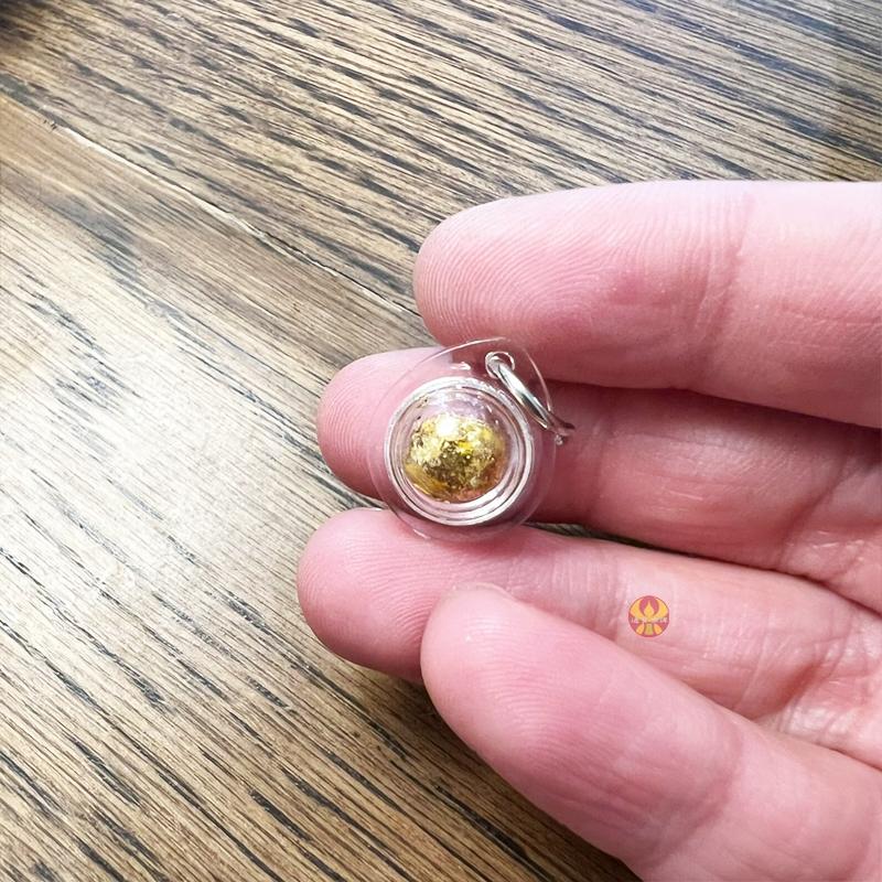 通寶佛牌 泰國聖物 路迷倪金箔符靈珠 古巴諾伊 財運 吸金 納財  福氣  轉運 平安 符珠 路翁 快速出貨-細節圖3