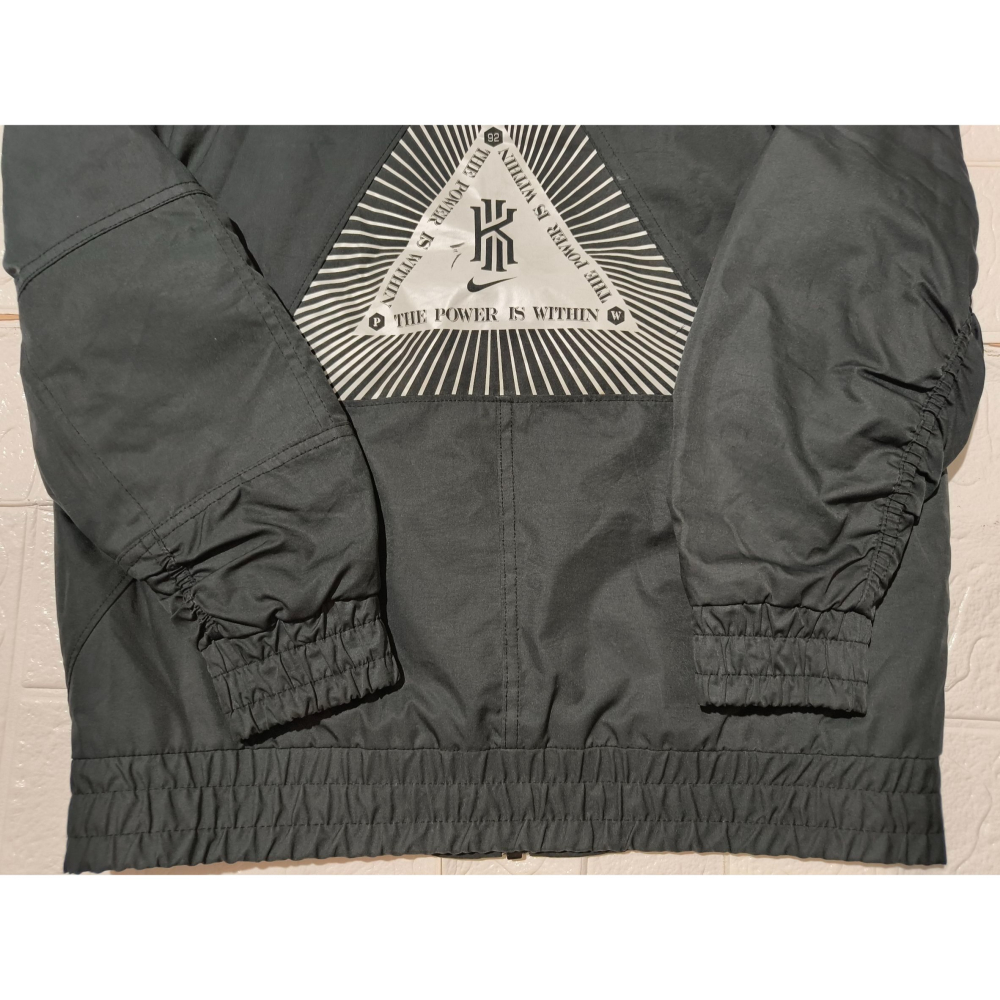 (9797) NIKE 大童 外套 胸圍98 衣長55 CU8921 010-細節圖8