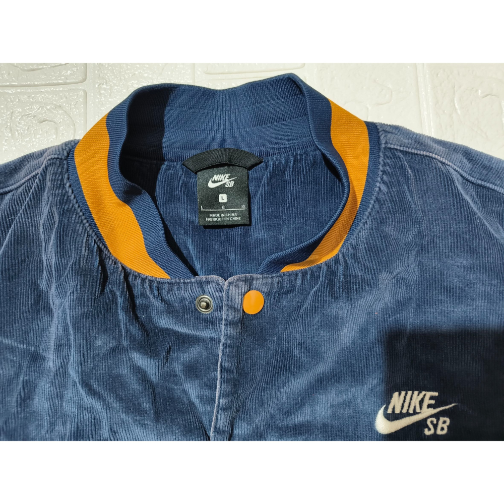 (0648) NIKE 燈芯絨 外套  胸圍124 衣長65 CK5445 410-細節圖4